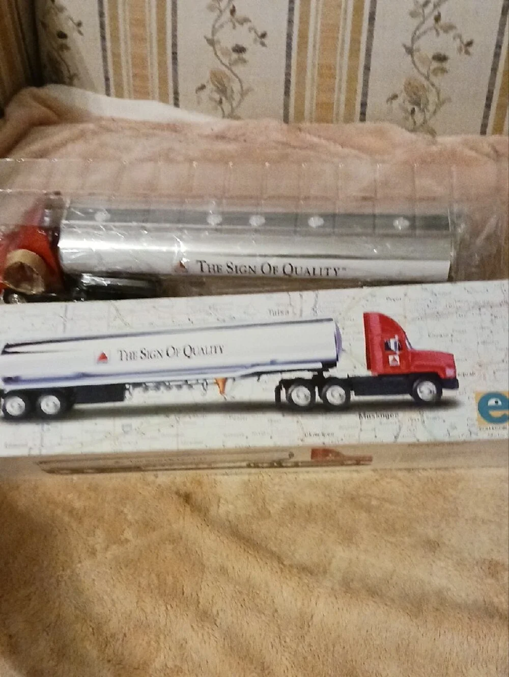 Red and White Die-Cast Tanker Truck Toy for Kids